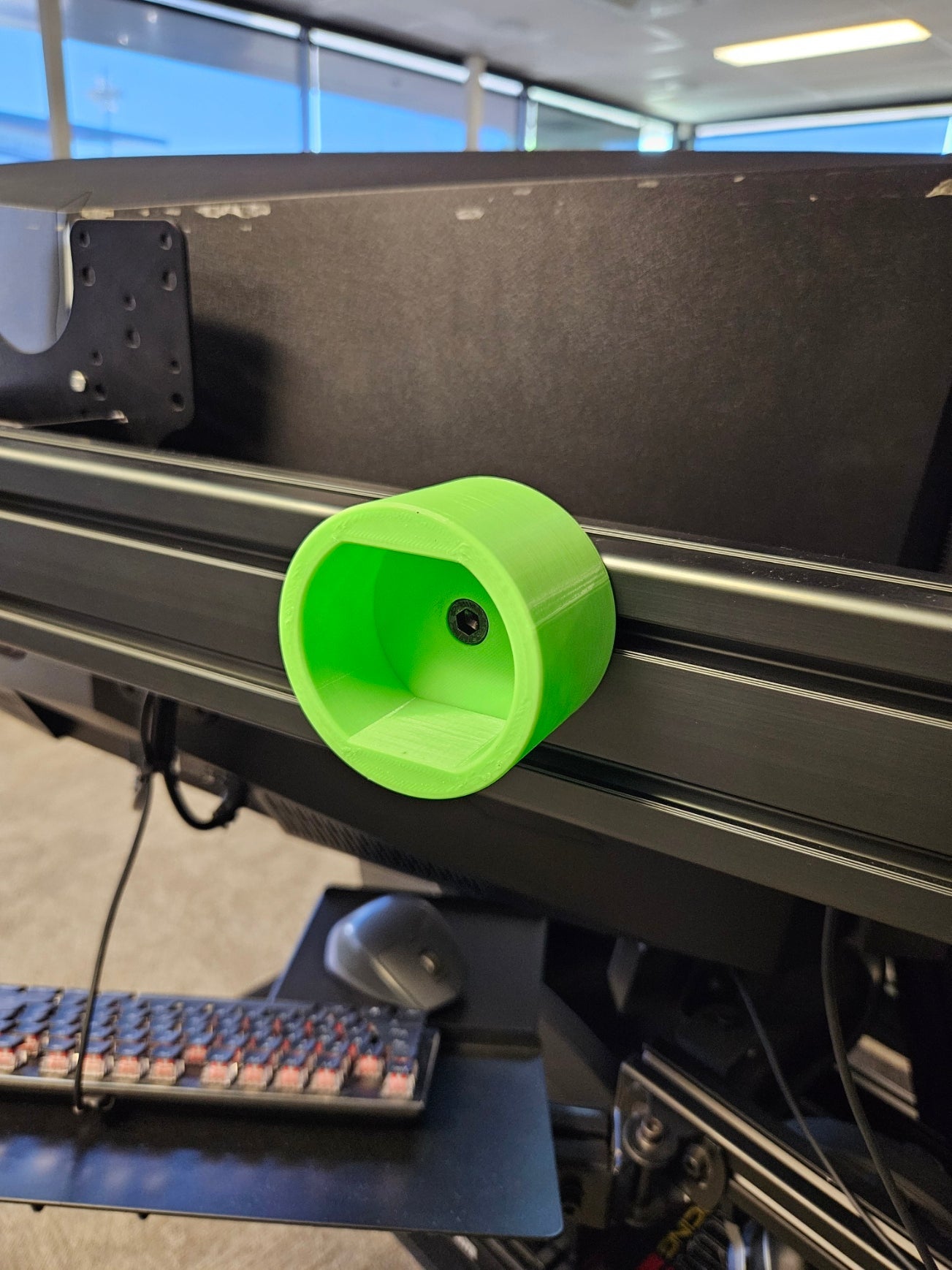 Thrustmaster Wheel Rim | Wall / Aluminum Sim Cockpit Mount